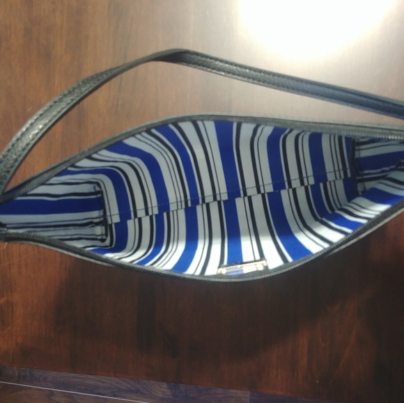 Guess Pochette - Picture 2 of 3